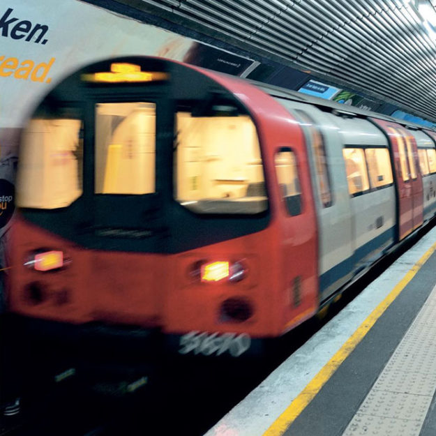 TUOshow - ingresso e sfondo stand Fierafrancoforte